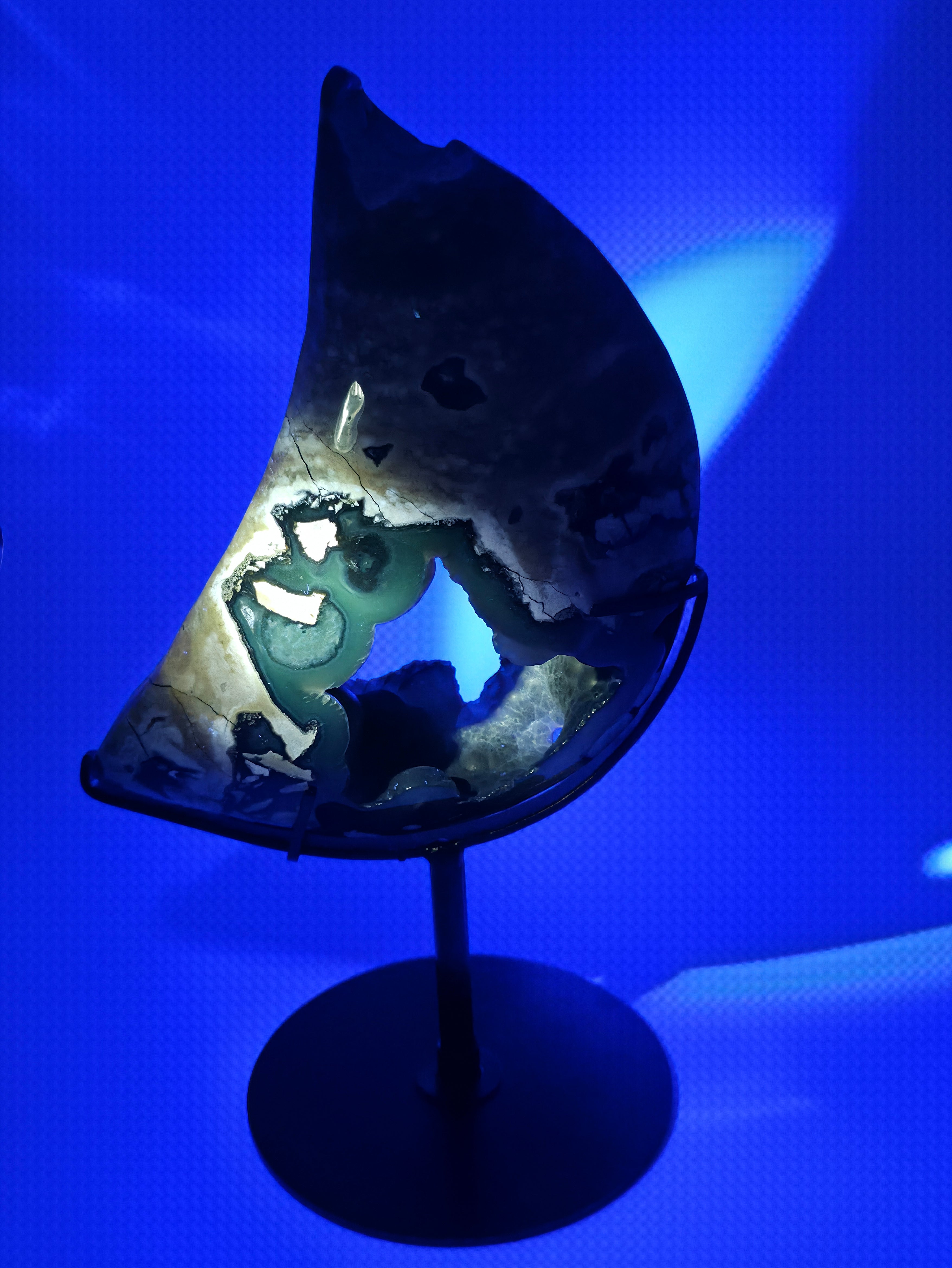 Vulcano Achat Mond