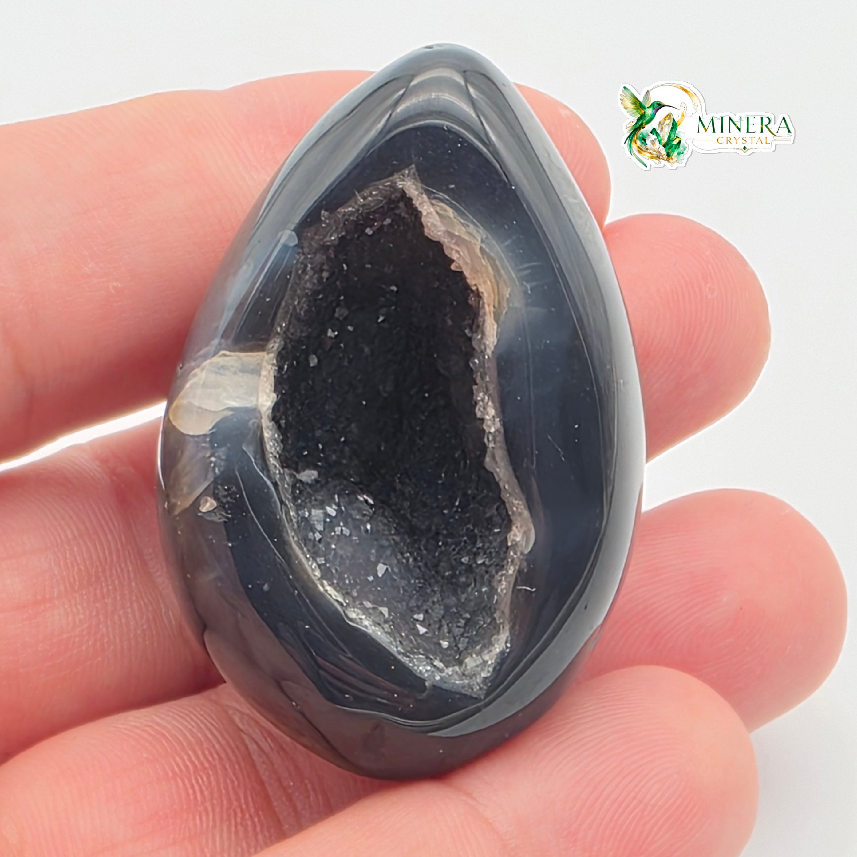 Schwarze Achat-Ei-Geode – in zwei Ausführungen