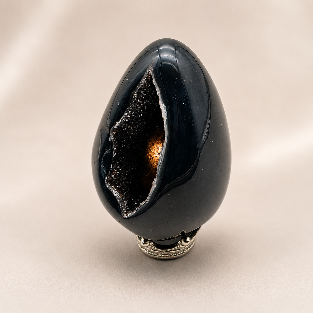 Schwarze Achat-Ei-Geode – in zwei Ausführungen